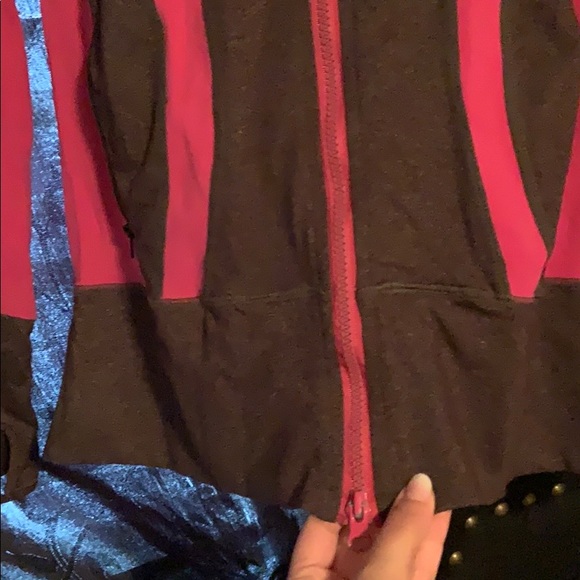 Lululemon running jacket - Picture 4 of 4